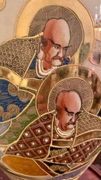 AWSOME BIG SATSUMA WITH 3 ANTIQUE IDEEP AGESD, Antiek en Kunst, Antiek | Porselein, Ophalen