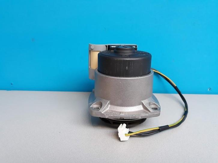 Cv Pomp Remeha Tzerra 24KW / 28KW INTHB/4.1-1 S101747, Doe-het-zelf en Verbouw, Verwarming en Radiatoren, Gebruikt, Cv-ketel of Combi-ketel