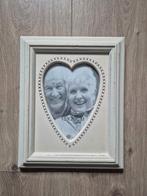 Witte fotolijst met hart voor 15x20cm, Audio, Tv en Foto, Fotografie | Fotolijsten, Ophalen, Nieuw