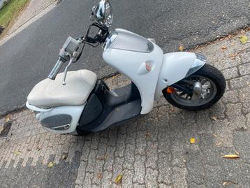 Aprilia mojito 50cc snor kenteken beschikbaar voor biedingen