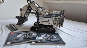 LEGO Technic Liebherr R 9800 Graafmachine 42100 beschikbaar voor biedingen