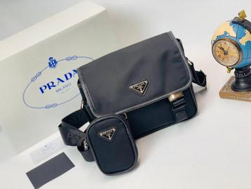 Prada schoudertassen beschikbaar voor biedingen