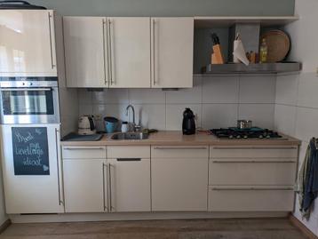 Siemens keuken ca 12 jaar oud beschikbaar voor biedingen