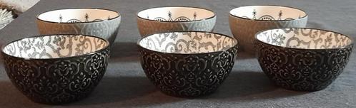 Setje zwarte en grijze dipschaaltjes van Inari 6 stuks, Huis en Inrichting, Keuken | Servies, Zo goed als nieuw, Schaal of Schalen