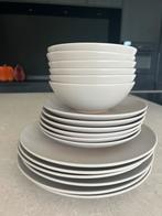 Servies set - 18 delig, Nieuw! Ikea, Ophalen of Verzenden, Nieuw, Overige stijlen, Bord(en)
