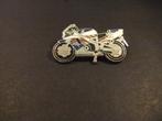 Honda CBR900RR, FireBlade model SC 28, emaille pin, Verzenden