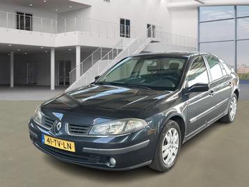 Renault Laguna 2.0-16V Business ( APK 14-11-2025 ) beschikbaar voor biedingen
