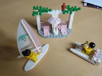 Lego 6401 Strandtent + surfster + speedboot  beschikbaar voor biedingen