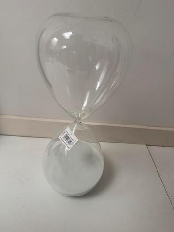 nieuwe grote glazen zandloper (45cm), duur 3 uur beschikbaar voor biedingen