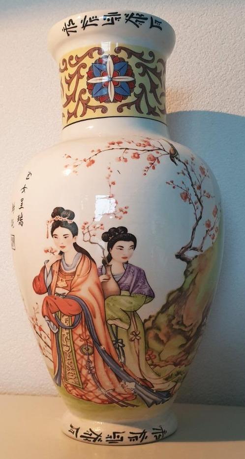 Chinese vaas, afmetingen 29 x 15 cm, diameter hals 9 cm, Antiek en Kunst, Antiek | Vazen, Ophalen of Verzenden