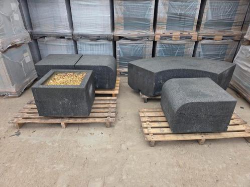 *** Zeer fraaie betonnen zitmeubel / zitbank ***, Tuin en Terras, Tuinbanken, Zo goed als nieuw, Overige materialen, Ophalen