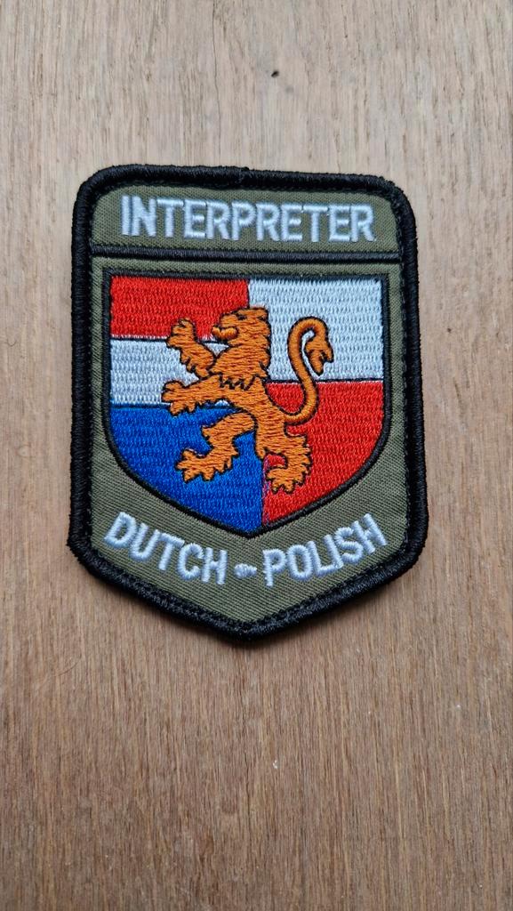 Patch Interpreter Nederlands- Pools Mouwembleem, Verzamelen, Militaria | Algemeen, Landmacht, Embleem of Badge, Nederland, Ophalen of Verzenden