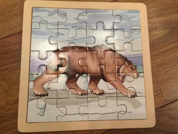 Houten puzzel Smilodon Sabeltandtijger 20x20 cm 20 stuks