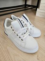 Sneakers dames maat 37 Nieuw in doos Weide, Nieuw, Ophalen of Verzenden, Sneakers of Gympen, Weide