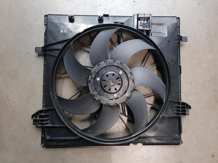 Koelvin Mercedes W166 W292 ML / GLE A0999062500, Auto-onderdelen, Motor en Toebehoren, Mercedes-Benz, Ophalen