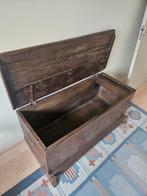 * koopje* Antieke Dekenkist met Houtsnijwerk, Ophalen