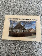 Boerderijen boek  foto en tekst. Nederland provincies, Ophalen of Verzenden, 1940 tot 1960