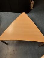 Ahrend Tafel eettafel bijzettafel houten tafel design, Huis en Inrichting, Tafels | Eettafels, Overige vormen, 100 tot 150 cm