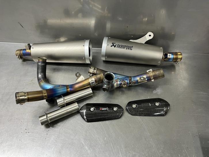 Akrapovic Yamaha V-max (’09-’16), Motoren, Accessoires | Overige, Gebruikt, Ophalen of Verzenden