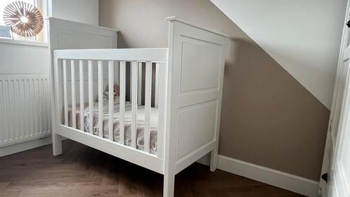 Kinderkamer set: Kast, ledikant, commode & plank, Kinderen en Baby's, Kinderkamer | Commodes en Kasten, Gebruikt, Kast, 105 cm of meer