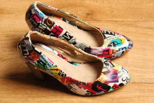 Gedragen kleurige pumps Trend One maat 39 letter/stripmotief, Kleding | Dames, Schoenen, Gedragen, Pumps, Overige kleuren, Verzenden