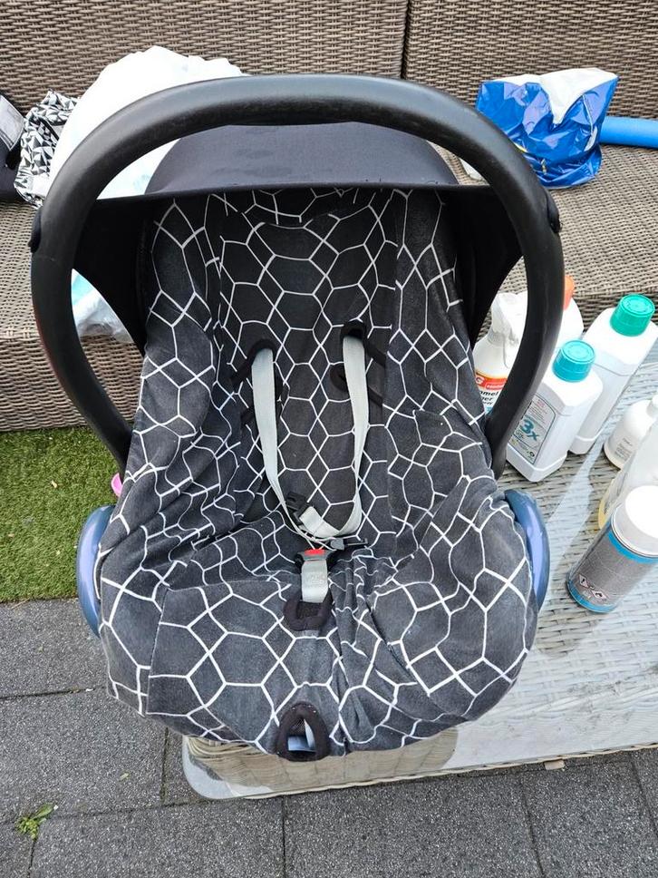 Maxi-Cosi baby autostoel met hoes, Kinderen en Baby's, Autostoeltjes, Ophalen