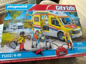 Playmobil Ambulance 71202 - Nieuw in doos! beschikbaar voor biedingen