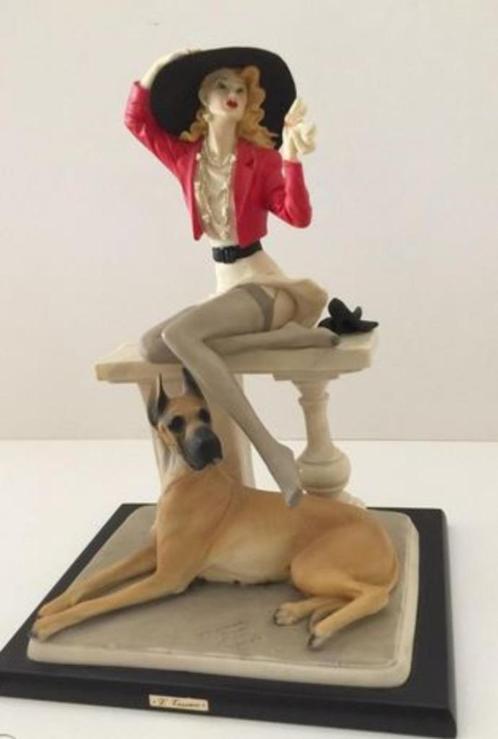 Vittorio Tessaro Groot Beeld 50s Dame met Hond  Italiaans, Antiek en Kunst, Kunst | Beelden en Houtsnijwerken, Ophalen of Verzenden