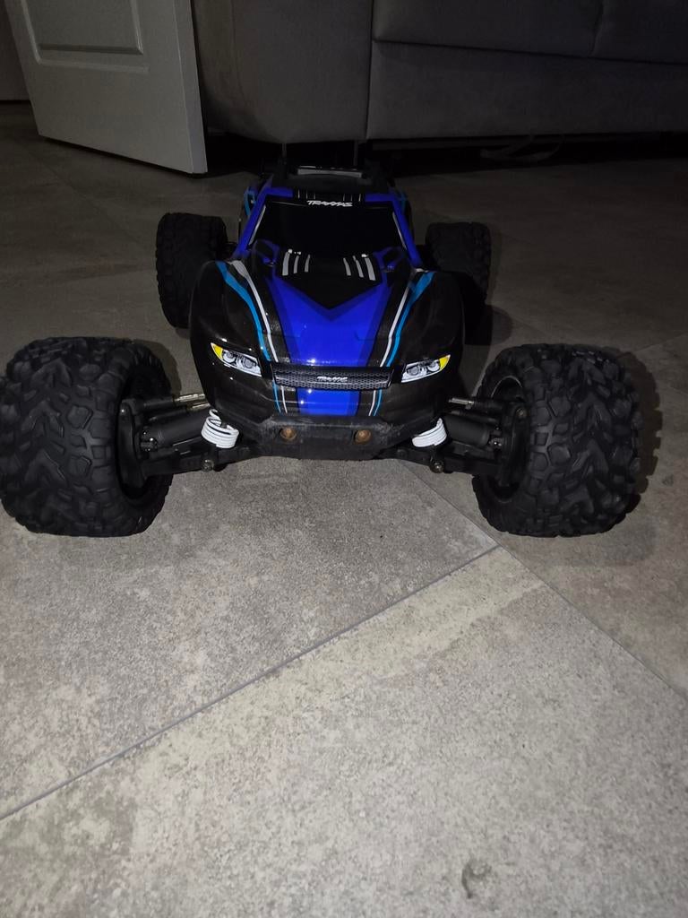 Traxxas Rustler 4x4 VXL., Ophalen of Verzenden, Zo goed als nieuw, Auto offroad