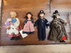 4 oude kleine poppetjes uit verschillende landen, Antiek en Kunst, Ophalen of Verzenden
