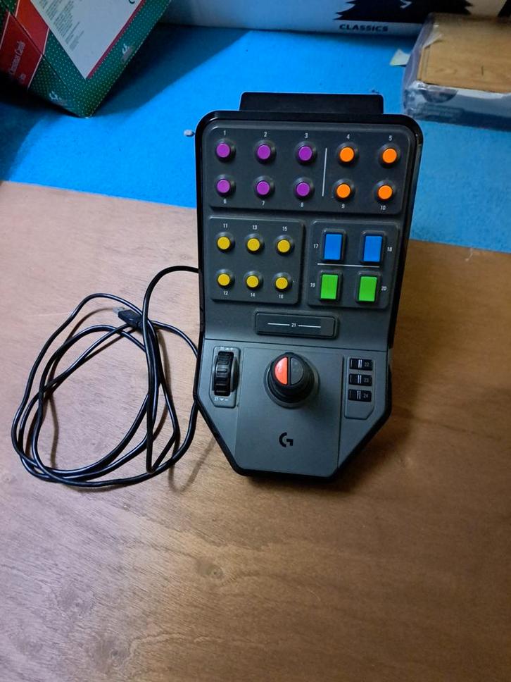 Logitech saitek side panel, Spelcomputers en Games, Spelcomputers | Sony PlayStation Consoles | Accessoires, Zo goed als nieuw