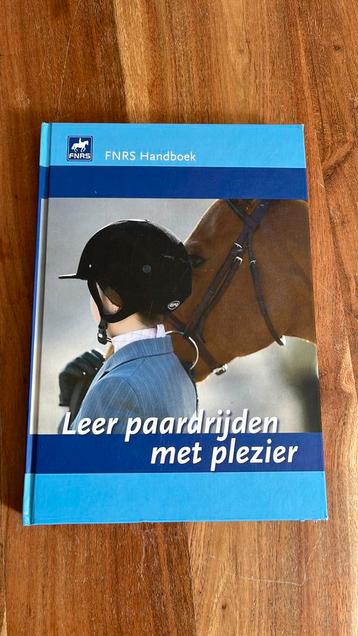 🏇Officiële FNRS Handboek Leer paardrijden met plezier beschikbaar voor biedingen