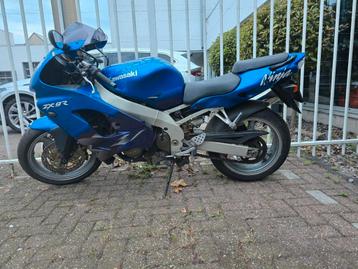 Onderdelen Kawasaki zx9r bj98  beschikbaar voor biedingen