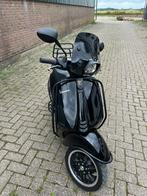 Vespa sprint brom 2021 geel kenteken full options, Fietsen en Brommers, Scooters | Vespa, Ophalen, Overige modellen, 49 cc, Zo goed als nieuw