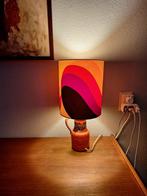prachtige retro vintage tafellamp met oranje-bruine 70's kap, Huis en Inrichting, Lampen | Tafellampen, Gebruikt, Ophalen of Verzenden
