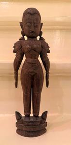 Marapachi Bommai (Houten beeldje van een vrouw), Ophalen of Verzenden