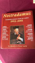 Nostradamus, voorspellingen 1992 - 2001., Ophalen of Verzenden, Zo goed als nieuw, Spiritualiteit algemeen, Achtergrond en Informatie