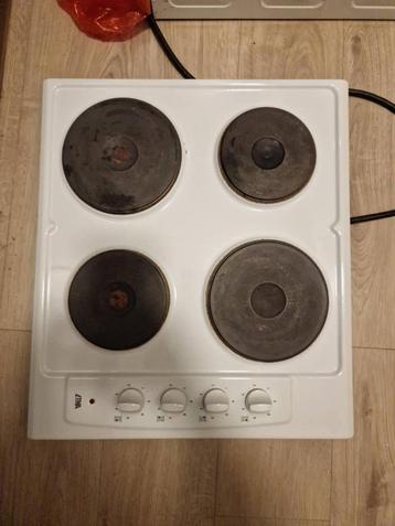 Broken stove top - PICKUP ONLY beschikbaar voor biedingen