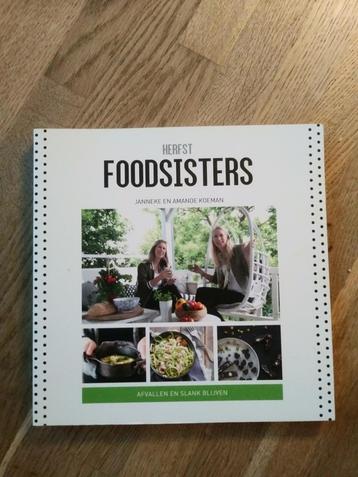FOODSISTERS, HERFST SEIZOENBOEK, NIEUWSTAAT. beschikbaar voor biedingen