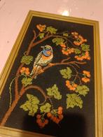 Vintage Geborduurd Schilderijtje Vogel, Minder dan 50 cm, Gebruikt, Ophalen of Verzenden, Schilderij