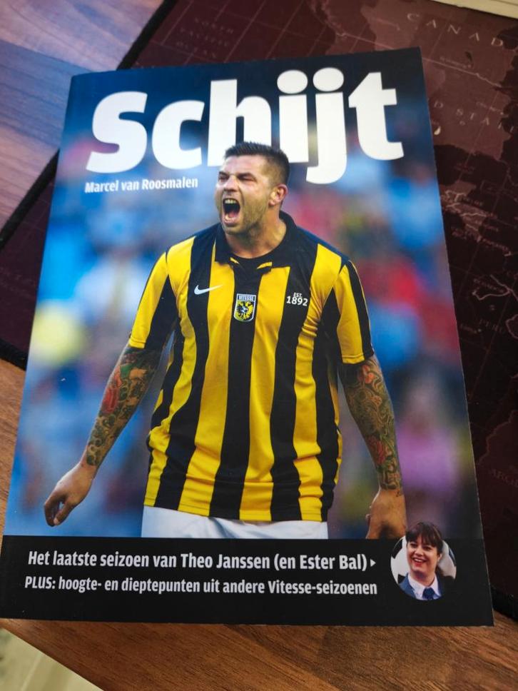 Schijt 9789400511644 Marcel van Roosmalen, Boeken, Sportboeken, Gelezen, Balsport, Ophalen of Verzenden