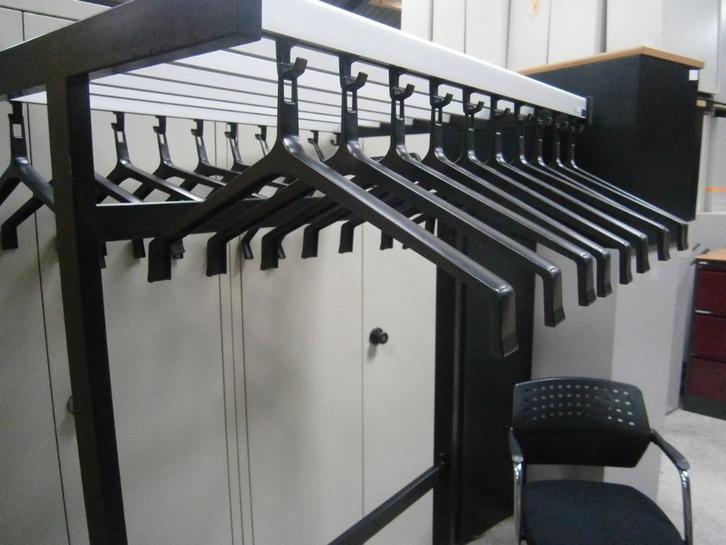 Staande kapstokken breed, Huis en Inrichting, Woonaccessoires | Kapstokken, Gebruikt, Staande kapstok, 150 tot 200 cm, Metaal