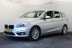 BMW 2 Serie Gran Tourer 216i Centennial Executive 7p., Auto's, Voorwielaandrijving, Euro 6, 2-Serie Gran Tourer, 7 stoelen