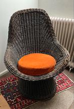 Vintage Rotan Kuipstoel met Kussen, Antiek en Kunst, Ophalen