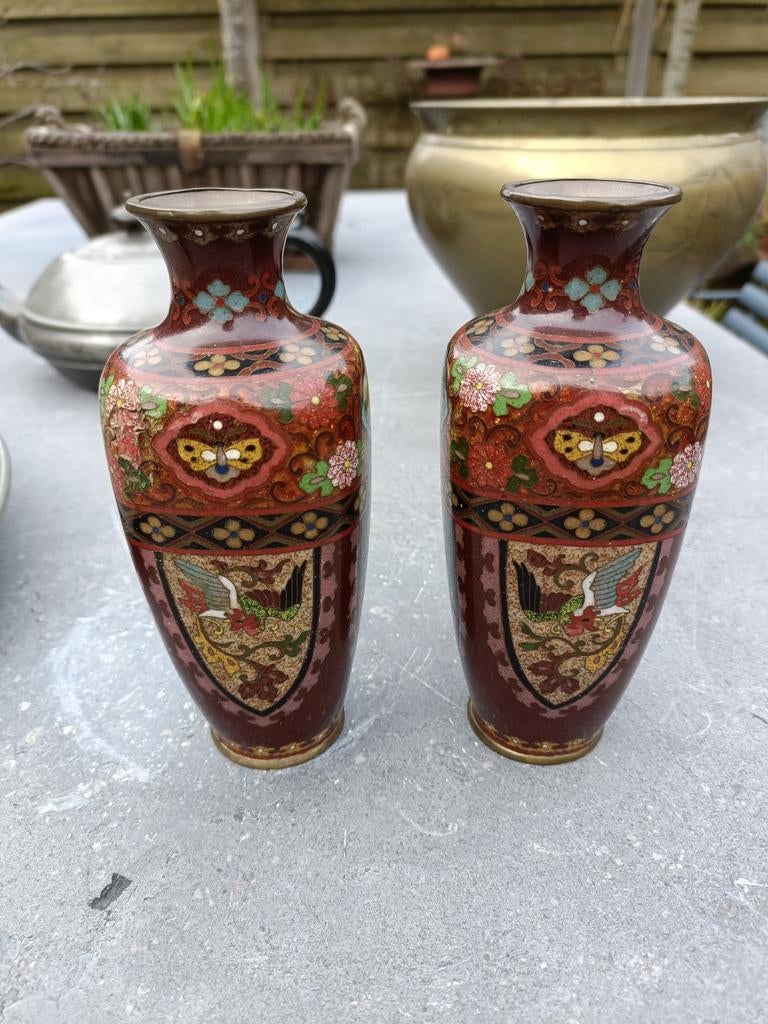 Twee Japanse Cloisonné Vaasjes, Ophalen, Gebruikt, Aardewerk of Porselein, Minder dan 50 cm
