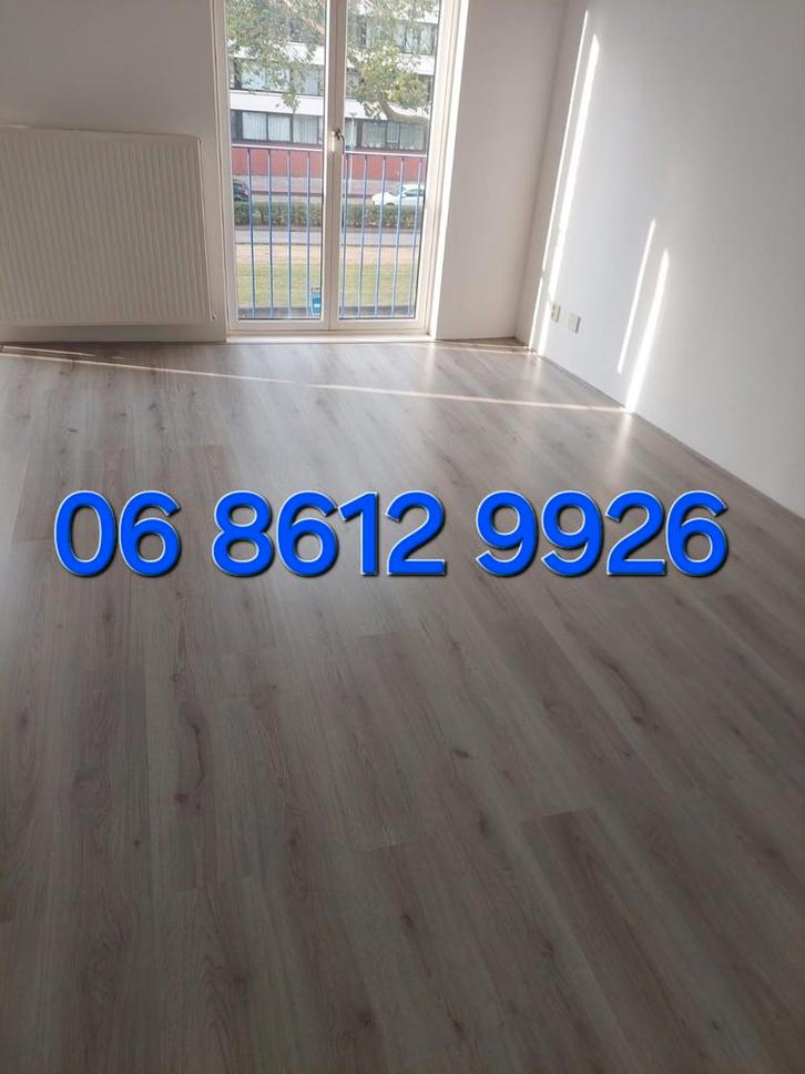 Laminaat leggen / legger €5,-   ondelv + plakpl, Huis en Inrichting, Stoffering | Vloerbedekking, Zo goed als nieuw, Laminaat