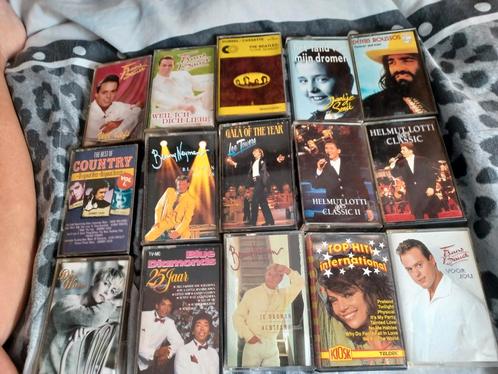 27 casettebandjes alles 1 koop 15 €, Cd's en Dvd's, Cassettebandjes, Zo goed als nieuw, Origineel, 1 bandje, Ophalen of Verzenden