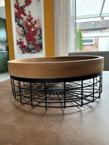 Decoratieve Mand - Stijlvol & Praktisch beschikbaar voor biedingen