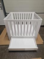 Nieuwe baby box White(nieuwprijs €380) - white Quax boxen, Kinderen en Baby's, Boxen, Ophalen of Verzenden, Nieuw, Vierkant, Lade