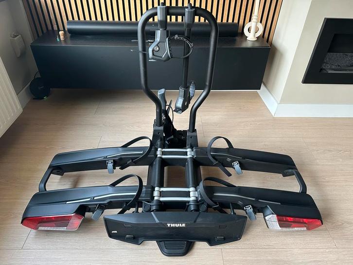NIEUWE!! Thule EasyFold 3 9441 factuur fietsendrager 60KG, Auto diversen, Fietsendragers, Nieuw, Trekhaakdrager, 2 fietsen, Brede banden